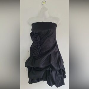 Elegant Black Strapless Dress